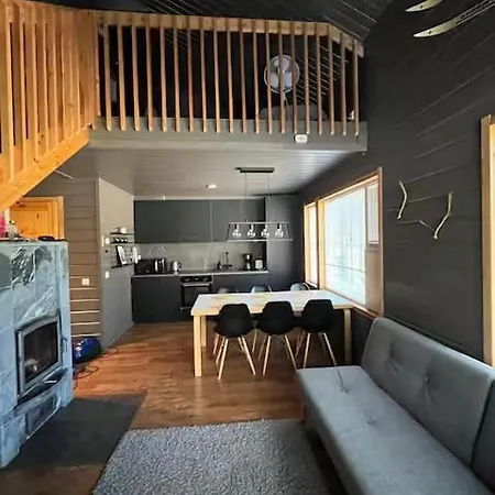 Peppi, Sauna And Fireplace